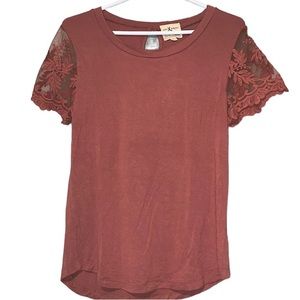 Pen & Paper Lace Embroidered Top